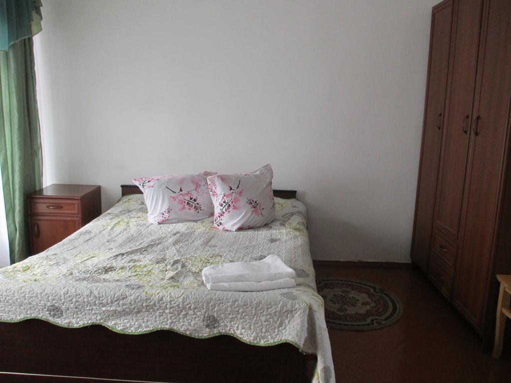 Otel Issyk-Kul 카라콜 외부 사진