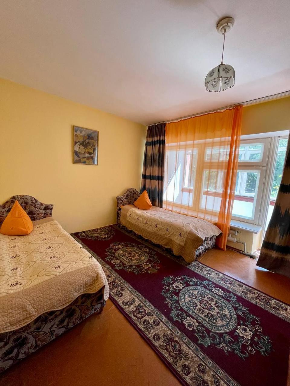 Otel Issyk-Kul 카라콜 외부 사진