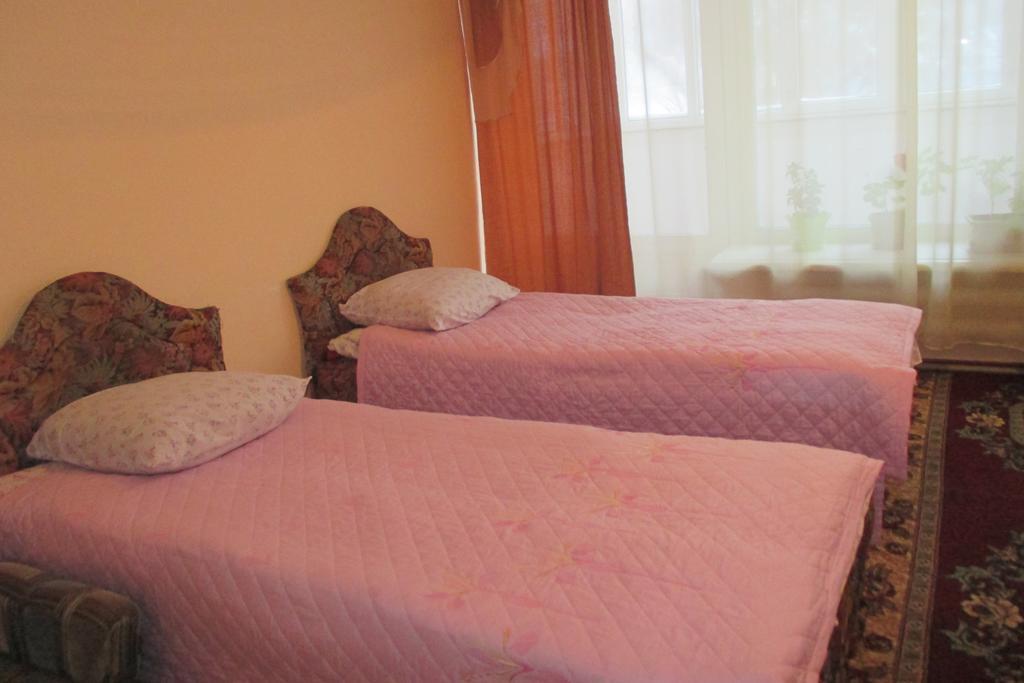 Otel Issyk-Kul 카라콜 객실 사진