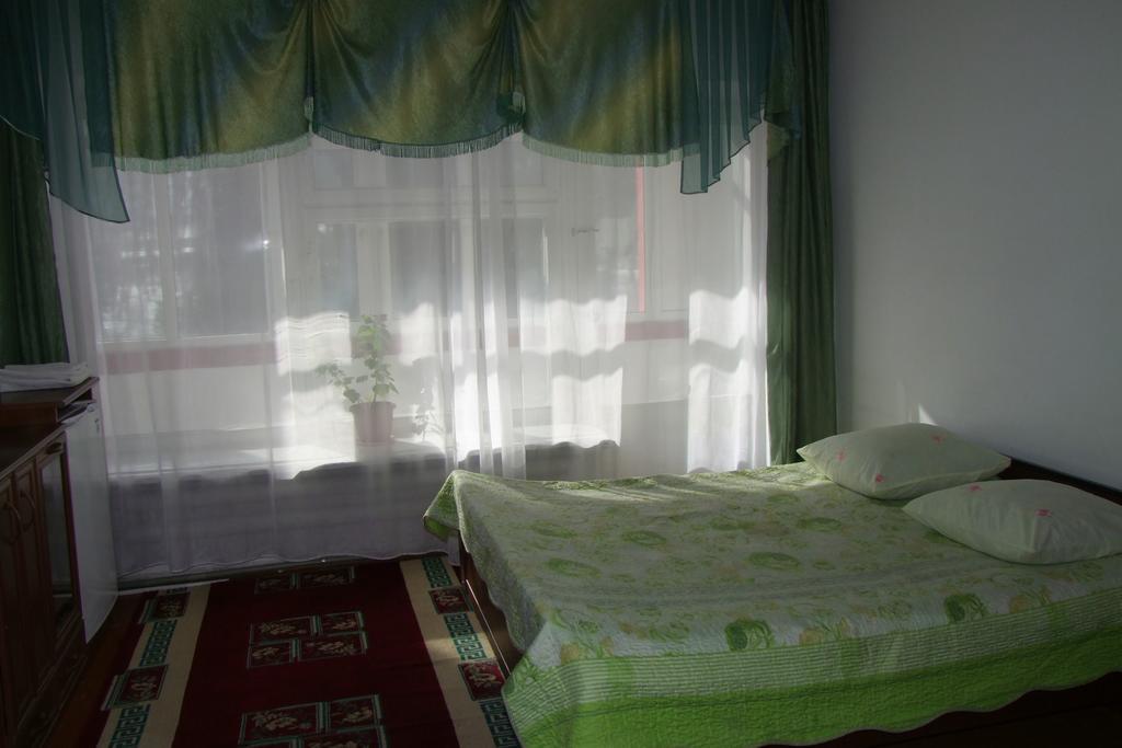 Otel Issyk-Kul 카라콜 외부 사진