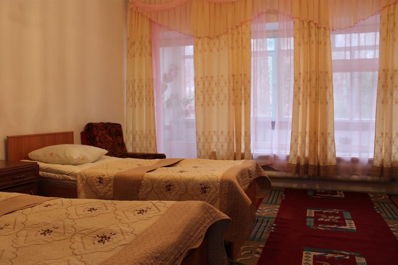Otel Issyk-Kul 카라콜 외부 사진